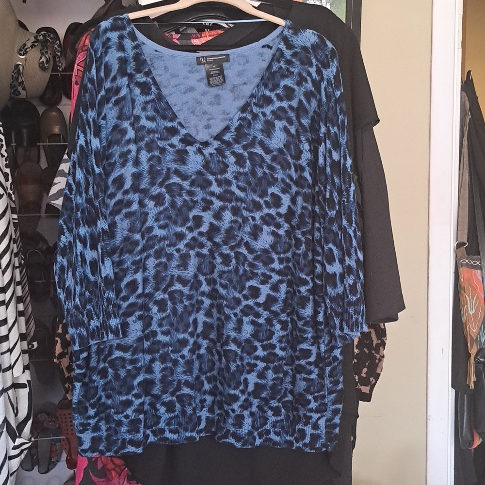 INC International Concepts Blue and Black Leopard V-Neck Sweater